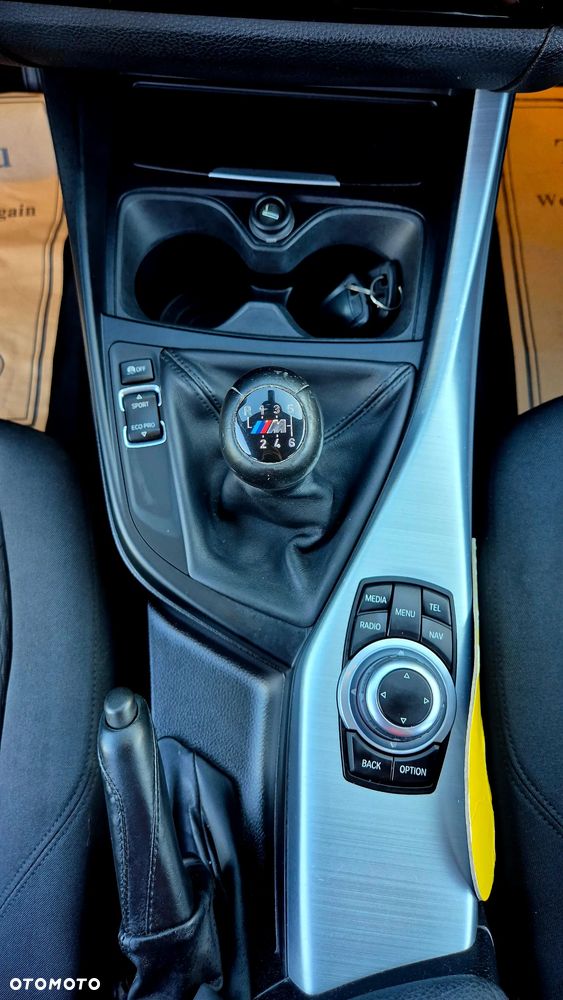BMW Seria 1 118d Advantage - 14
