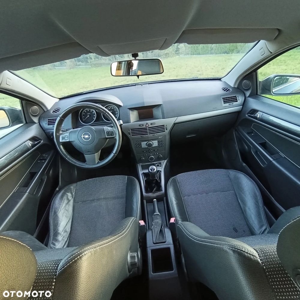 Opel Astra 1.8 Edition Plus - 10