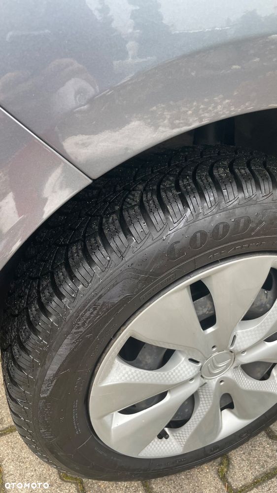 Citroën C3 VTi 95 Exclusive - 25