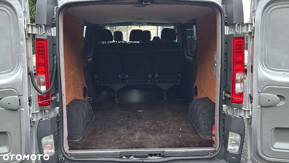 Opel Vivaro L2H1 2.9t - 9