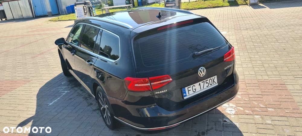 Volkswagen Passat 2.0 TDI (BlueMotion Technology) DSG Highline - 5