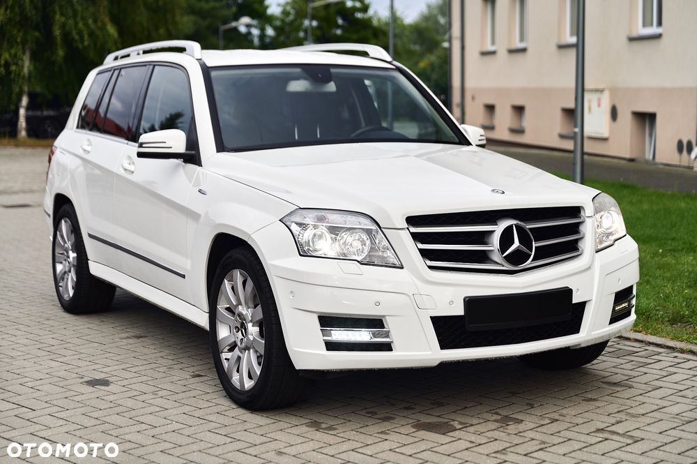 Mercedes-Benz GLK 220 CDI DPF BlueEFFICIENCY 7G-TRONIC - 17