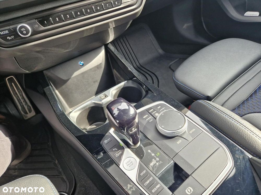 BMW Seria 1 118i M Sport - 16