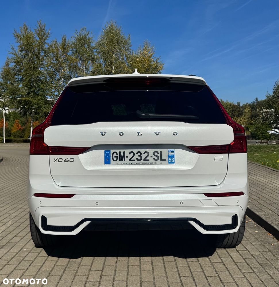 Volvo XC 60 T6 AWD Recharge Geartronic RDesign Expression - 7