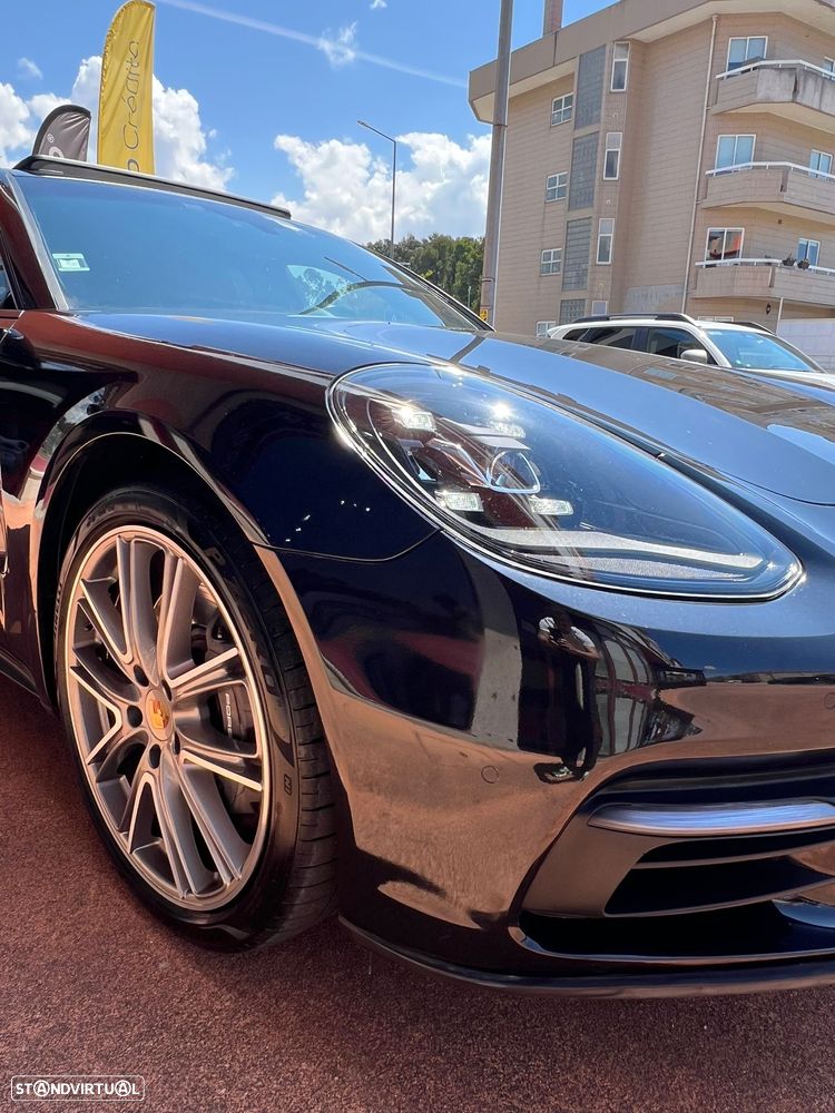 Porsche Panamera Sport Turismo 4 E-Hybrid - 5