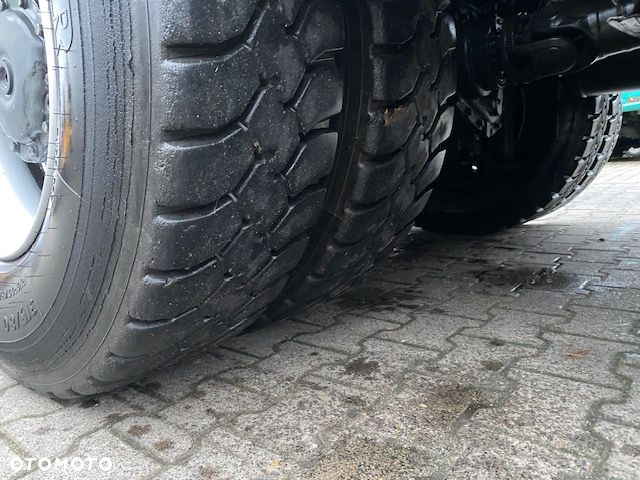 Mercedes-Benz Arocs 3240 8x4 Betonomieszrka Liebherr 9 m3  z Niemiec - 27