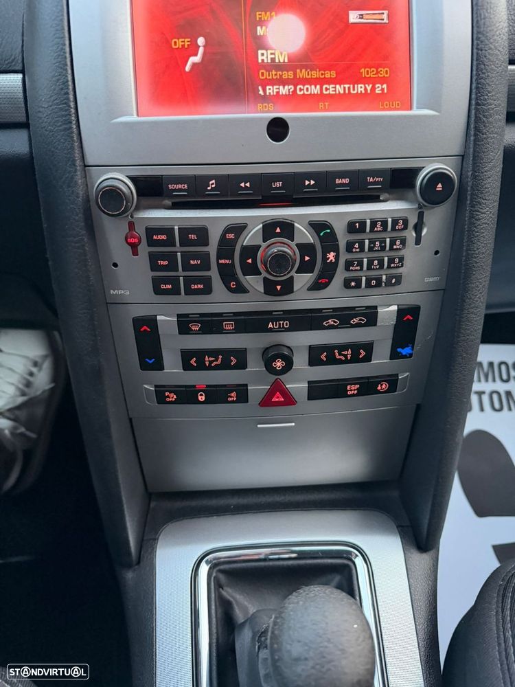 Peugeot 407 1.6 HDi Executive - 26