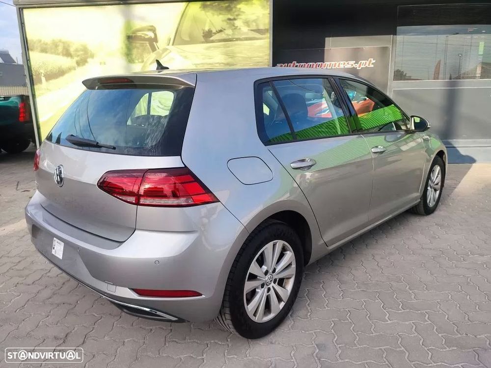 VW Golf 1.6 TDI (BlueMotion ) Comfortline - 19