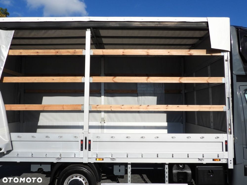 Renault MASTER PLANDEKA 10 PALET WEBASTO TEMPOMAT LEDY PNEUMATYKA KLIMATYZACJA  165KM - 23