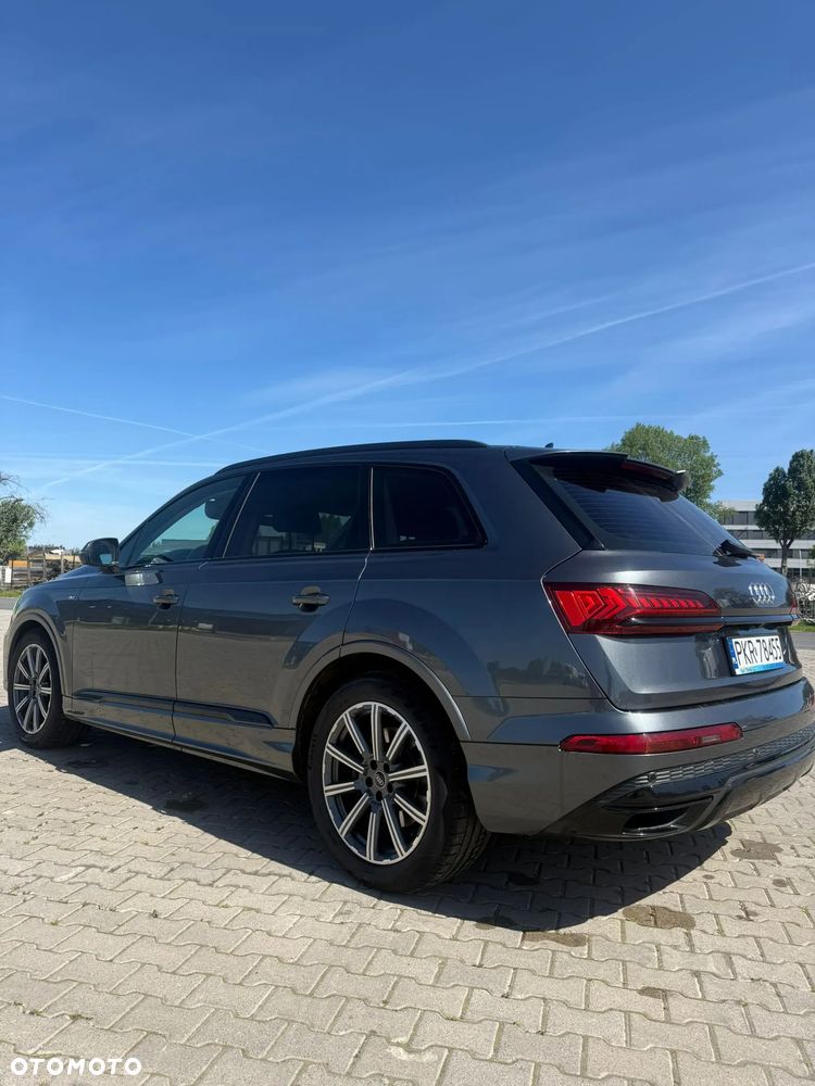 Audi Q7 - 8