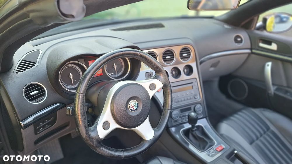 Alfa Romeo Spider 2.4 JTDM 20V DPF Exclusive - 29