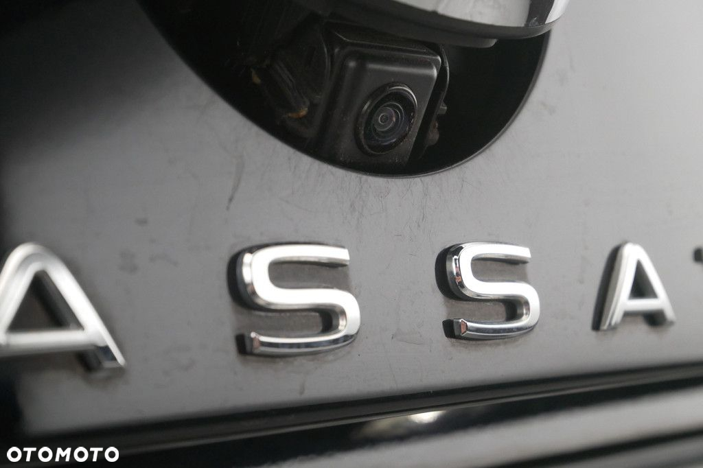 Volkswagen Passat 2.0 TSI Business DSG - 18