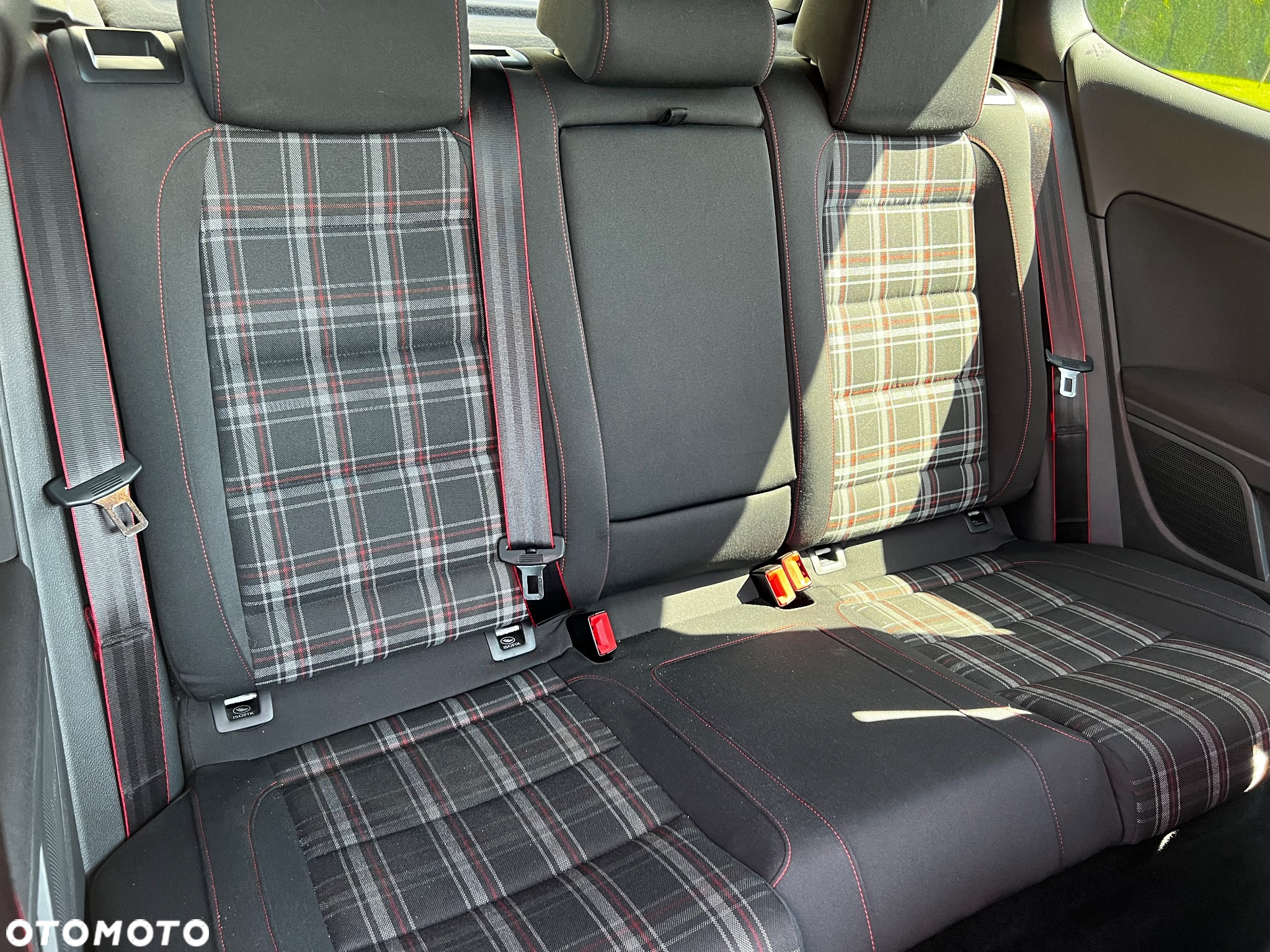 Volkswagen Golf 2.0 GTI DSG Edition 35 - 23