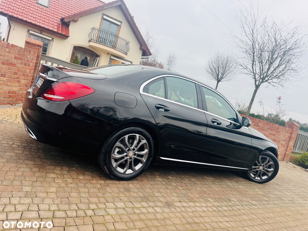 Mercedes-Benz Klasa C 180 9G-TRONIC Avantgarde - 31