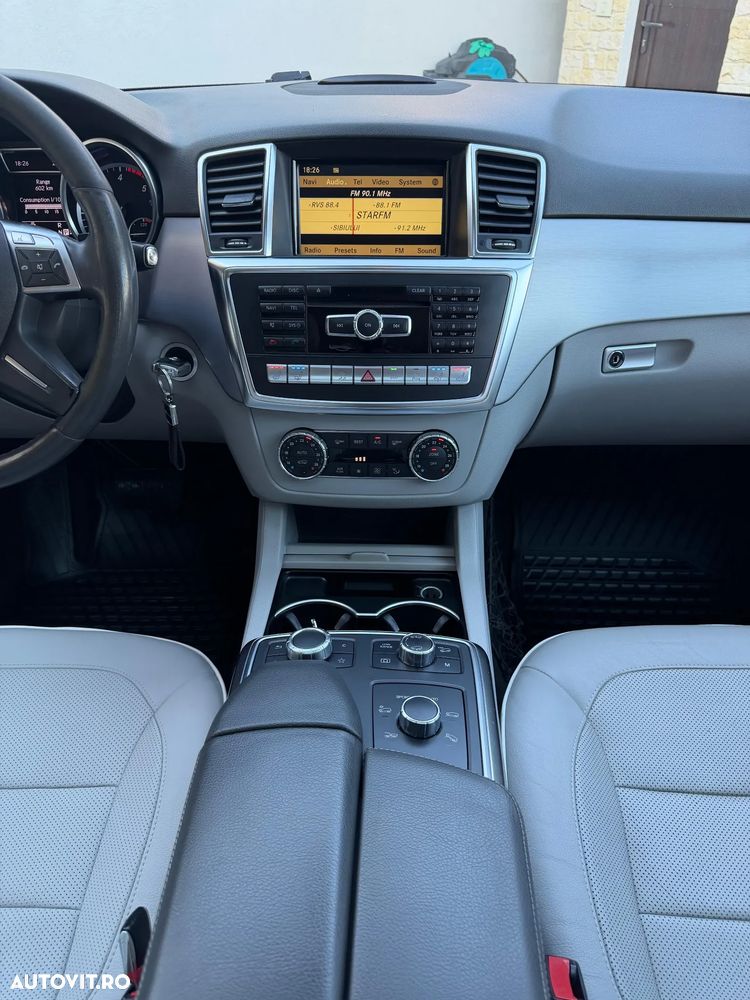 Mercedes-Benz ML 350 BlueTEC 4MATIC Aut - 13