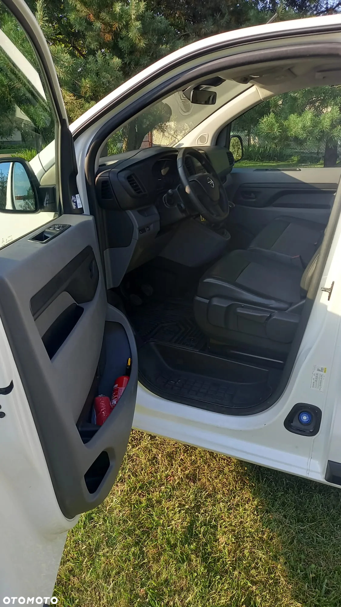 Opel Vivaro - 10