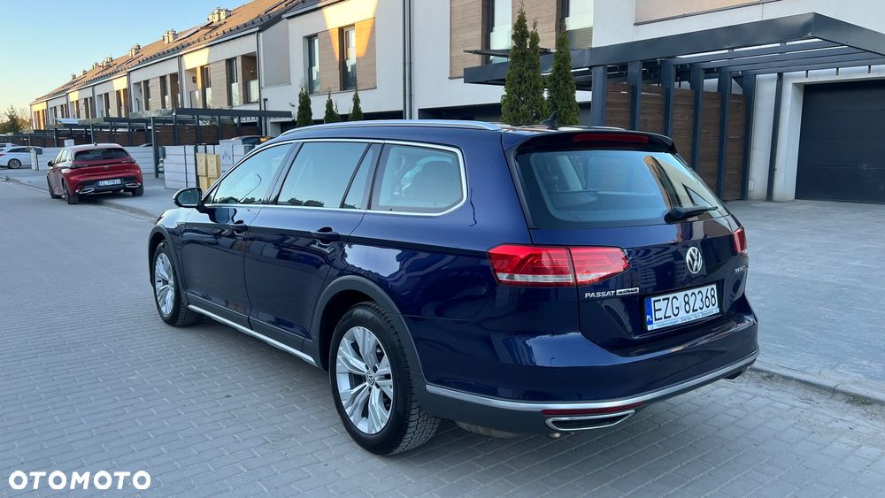 Volkswagen Passat 2.0 TDI BMT 4Mot Highline DSG - 2