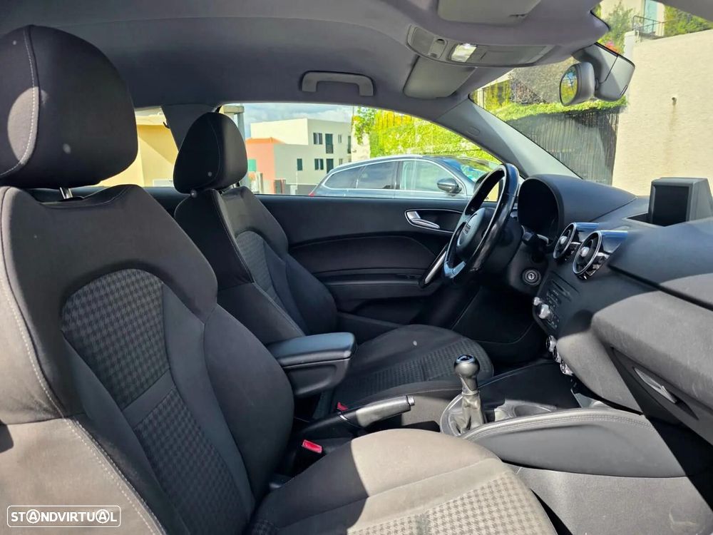 Audi A1 1.6 TDI S-line - 14