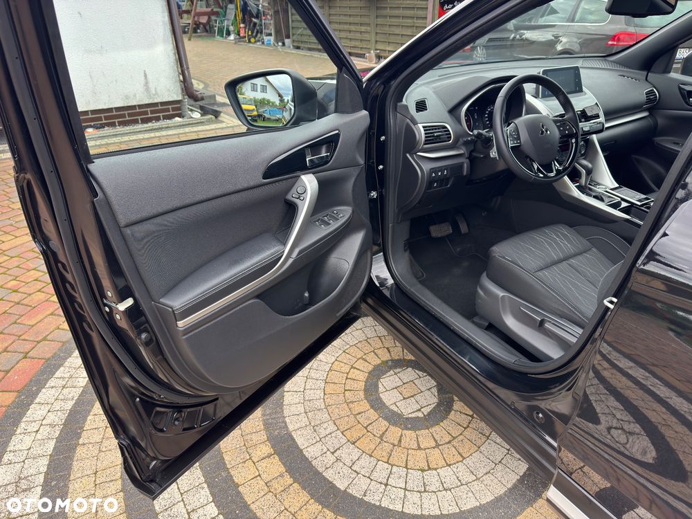 Mitsubishi Eclipse Cross - 31