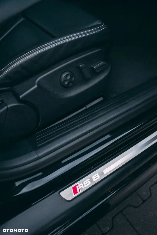 Audi RS6 5.0 TFSI Quattro Tiptr - 14