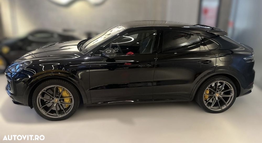 Porsche Cayenne Coupe - 13
