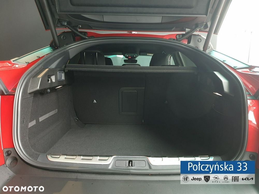 Peugeot 408 - 31