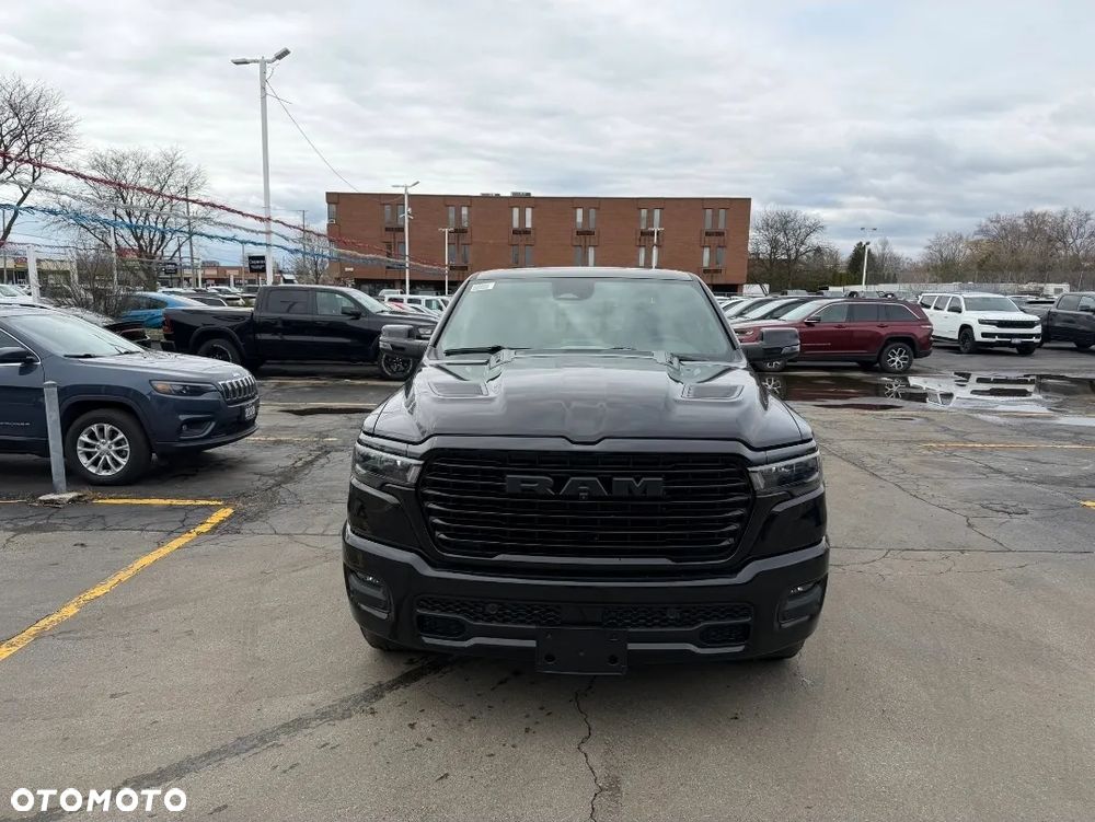 Dodge RAM 5.7 4x4 - 3