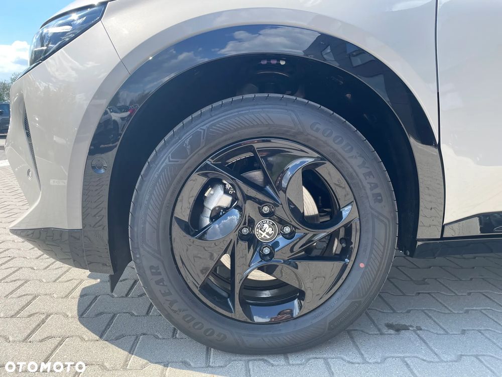 Alfa Romeo Junior 1.2 mHEV Sprint eDCT - 6