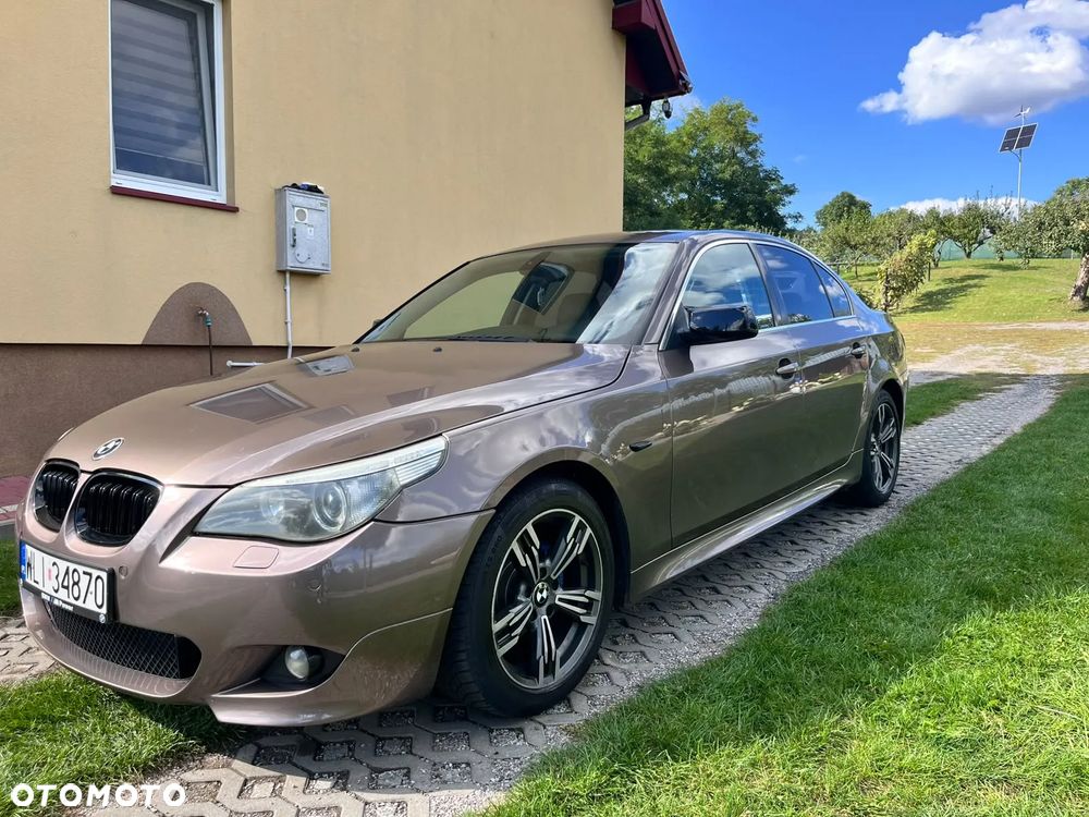 BMW Seria 5 520i - 4