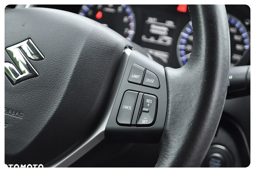 Suzuki SX4 S-Cross 1.4 T Premium - 30