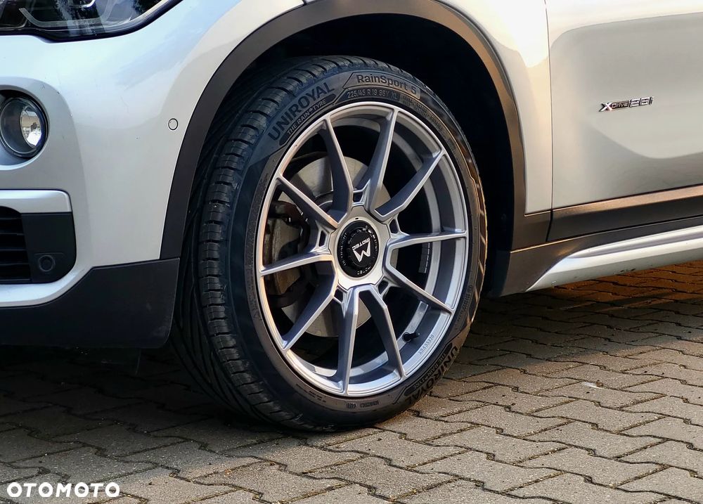 BMW X1 xDrive25i xLine - 3