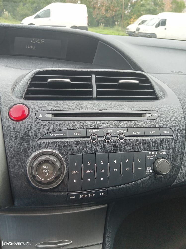 Honda Civic 1.4 i-VTEC Sport - 7