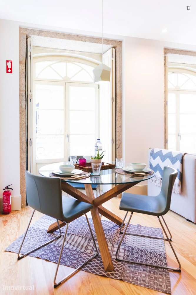 Apartamento com 1 quartos - localizado em Cedofeita Porto - Grande imagem: 4/12