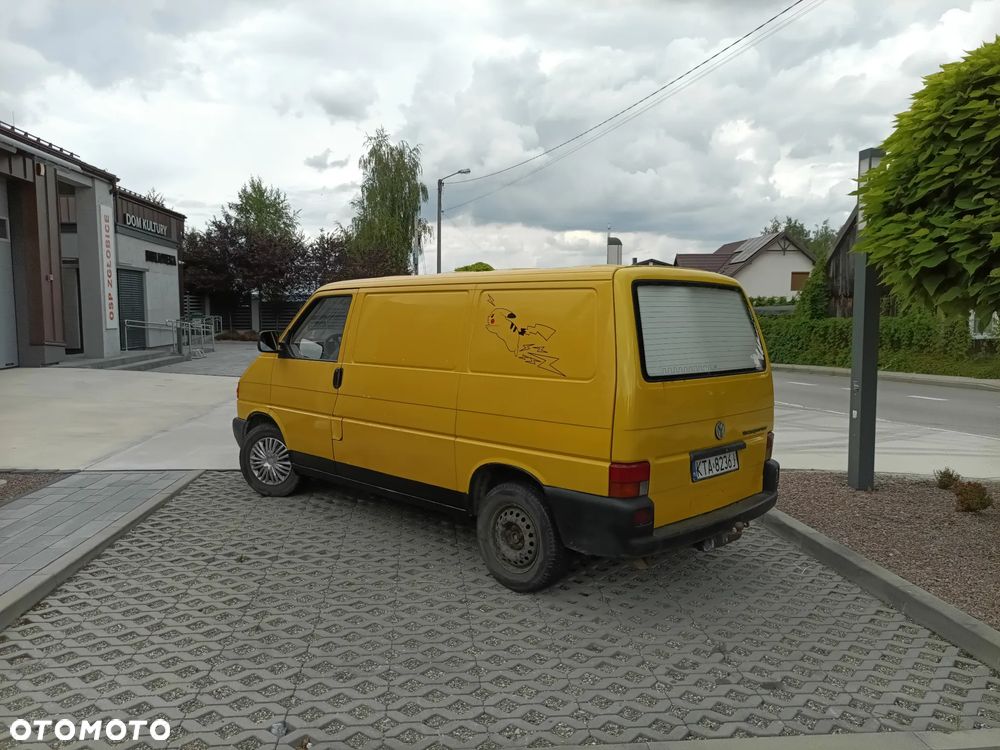 Volkswagen Transporter - 4