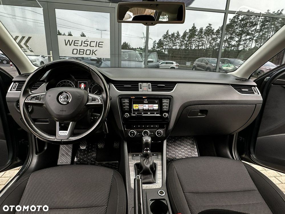 Skoda Octavia 2.0 TDI 4x4 Scout - 10