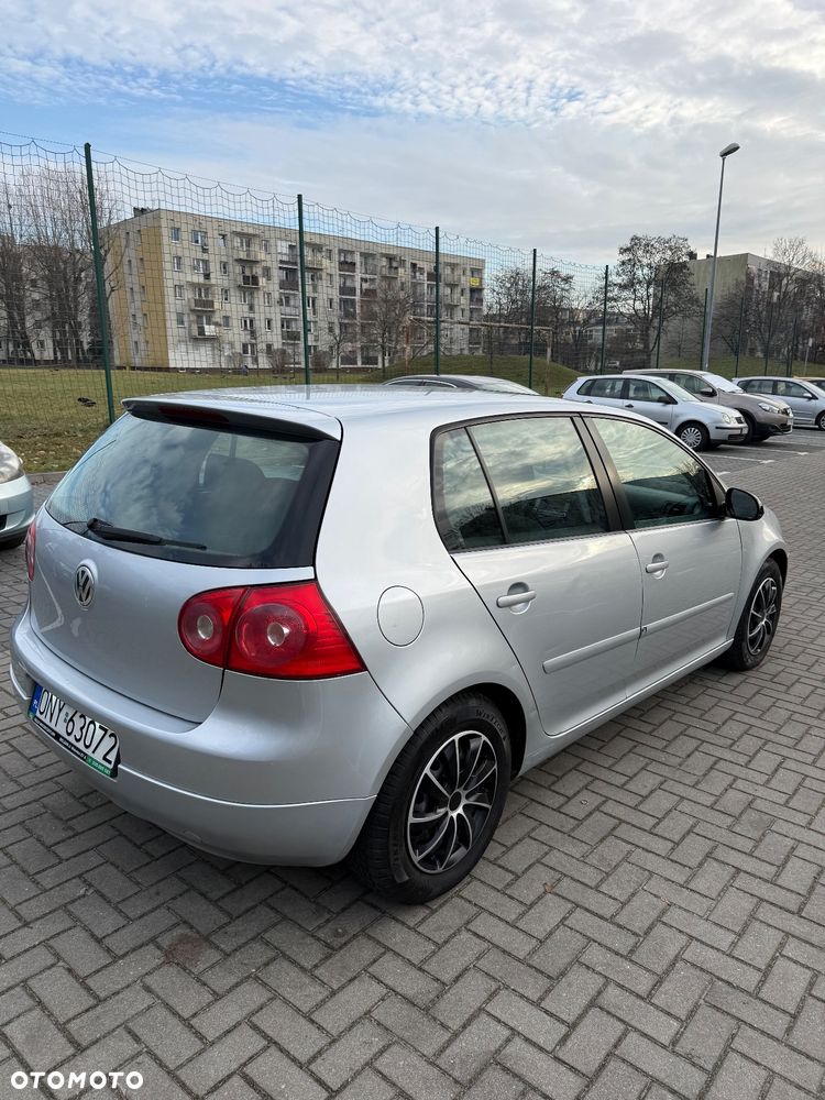Volkswagen Golf 2.0 TDI Q-Line - 3