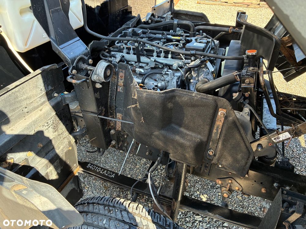 Nissan Atleon Klima Kontener 10 palet Stan b dobry - 13