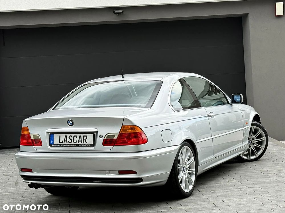 BMW Seria 3 328Ci - 17