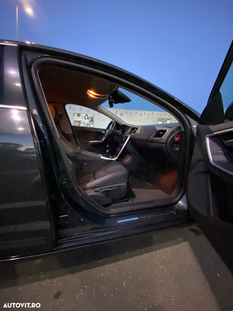 Volvo S60 DRIVe Start-Stop Momentum - 12