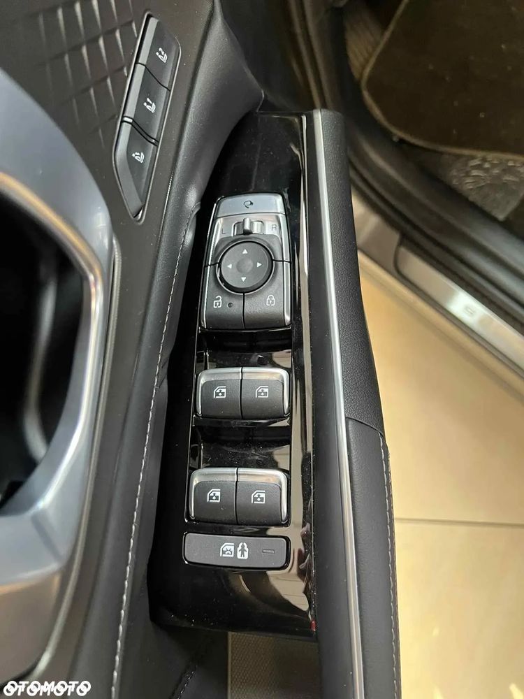 Kia Sorento 1.6 T-GDI HEV Prestige Line AWD 7os - 11