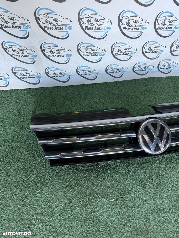 Grila originala centrala radiator vw volkswagen Tiguan dupa 2016 - 2