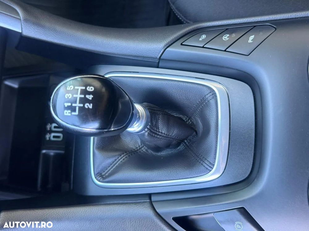 Ford Mondeo - 12