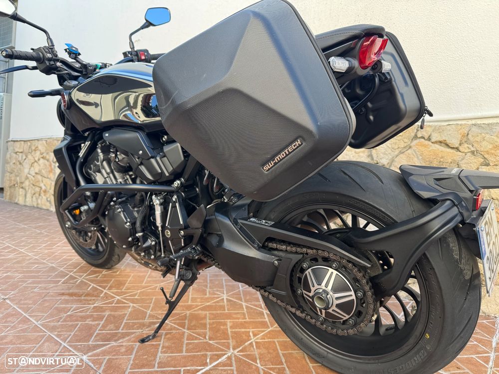 Honda CB 1000R Black Edition - 7