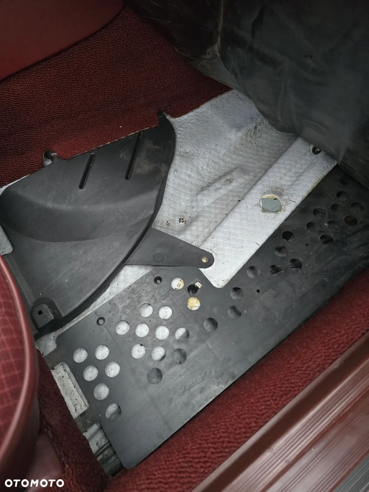 Mercedes-Benz W201 (190) - 34