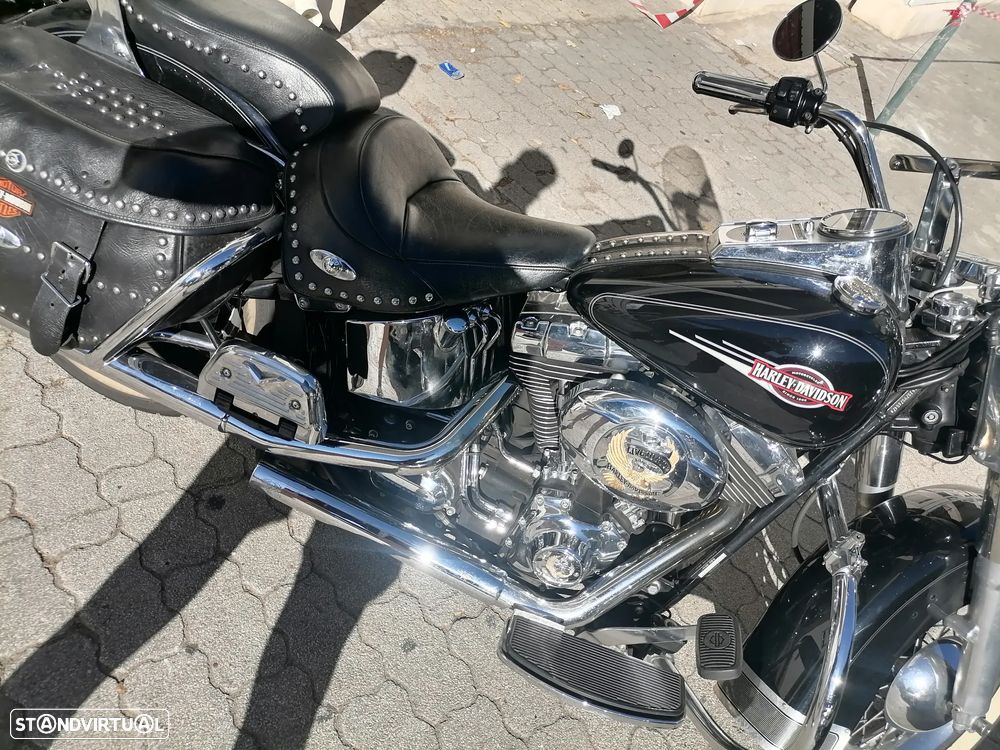 Harley-Davidson FLSTC - 2