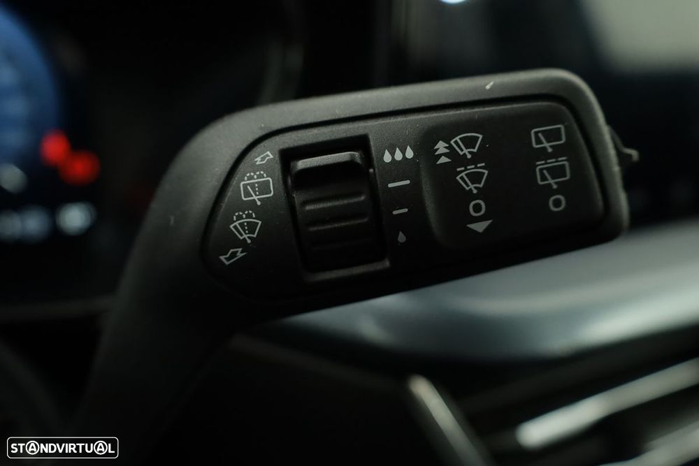 Ford Focus SW 1.0 EcoBoost MHEV Active X - 18