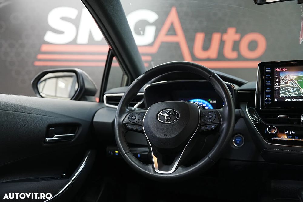 Toyota Corolla 1.8 HSD Dynamic - 18