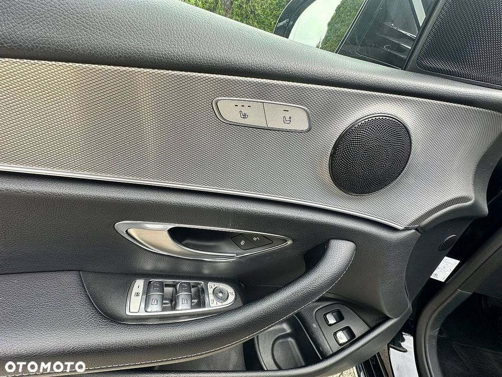 Mercedes-Benz Klasa E 220 d 9G-TRONIC Avantgarde - 16