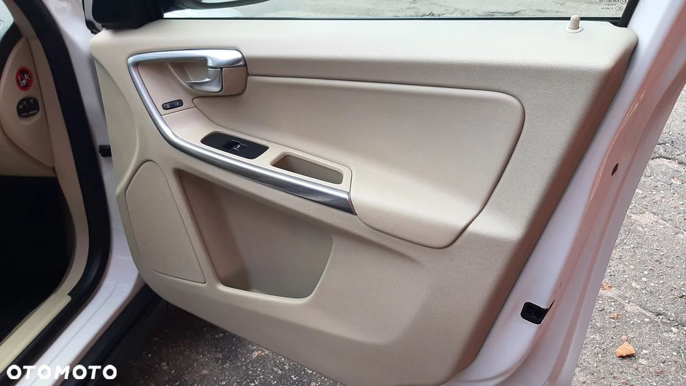 Volvo XC 60 - 11