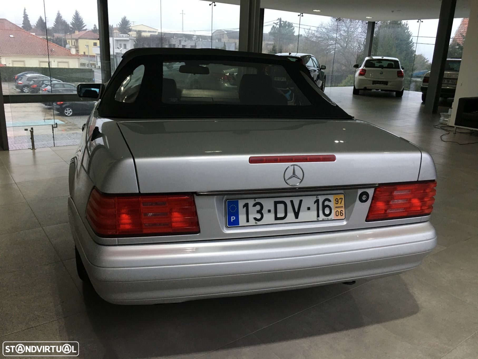 Mercedes-Benz SL 280 Standard - 4